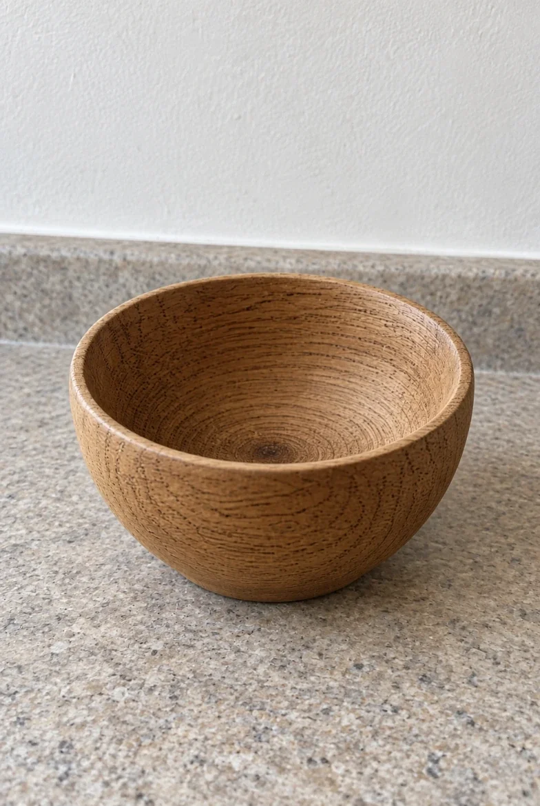 Turned oak bowl